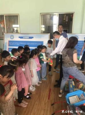 防灾减灾知识进校园 让教学演示用品成为安全教育的“活教材”